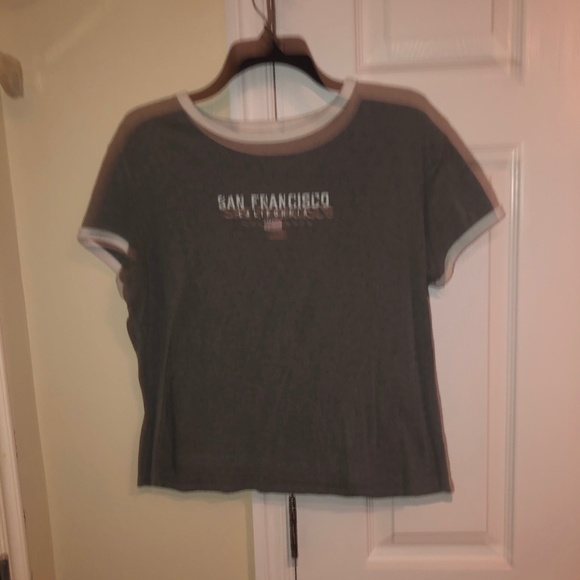 gray cropped tee - Picture 1 of 1